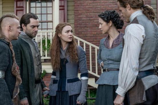 Récapitulatif «Outlander» : Saison 5, épisode 11 – «Journeycakes» Récapitulatif «Outlander» : Saison 5, épisode 11 – «Journeycakes»
