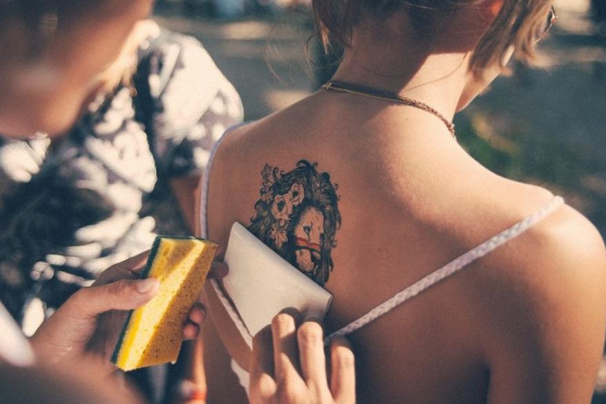 La mode du tatouage éphémère en plein boom