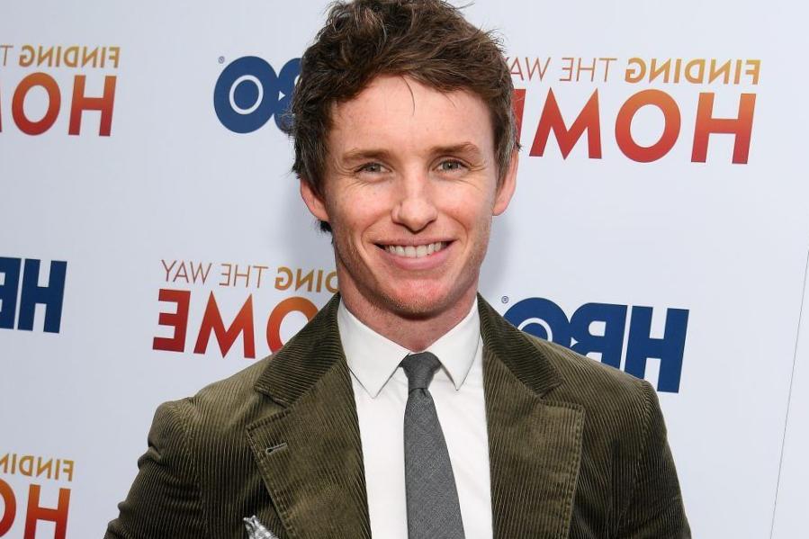 Remark Adam Driver a battu la star de «Fantastic Beasts» Eddie Redmayne pour le rôle de Kylo Ren