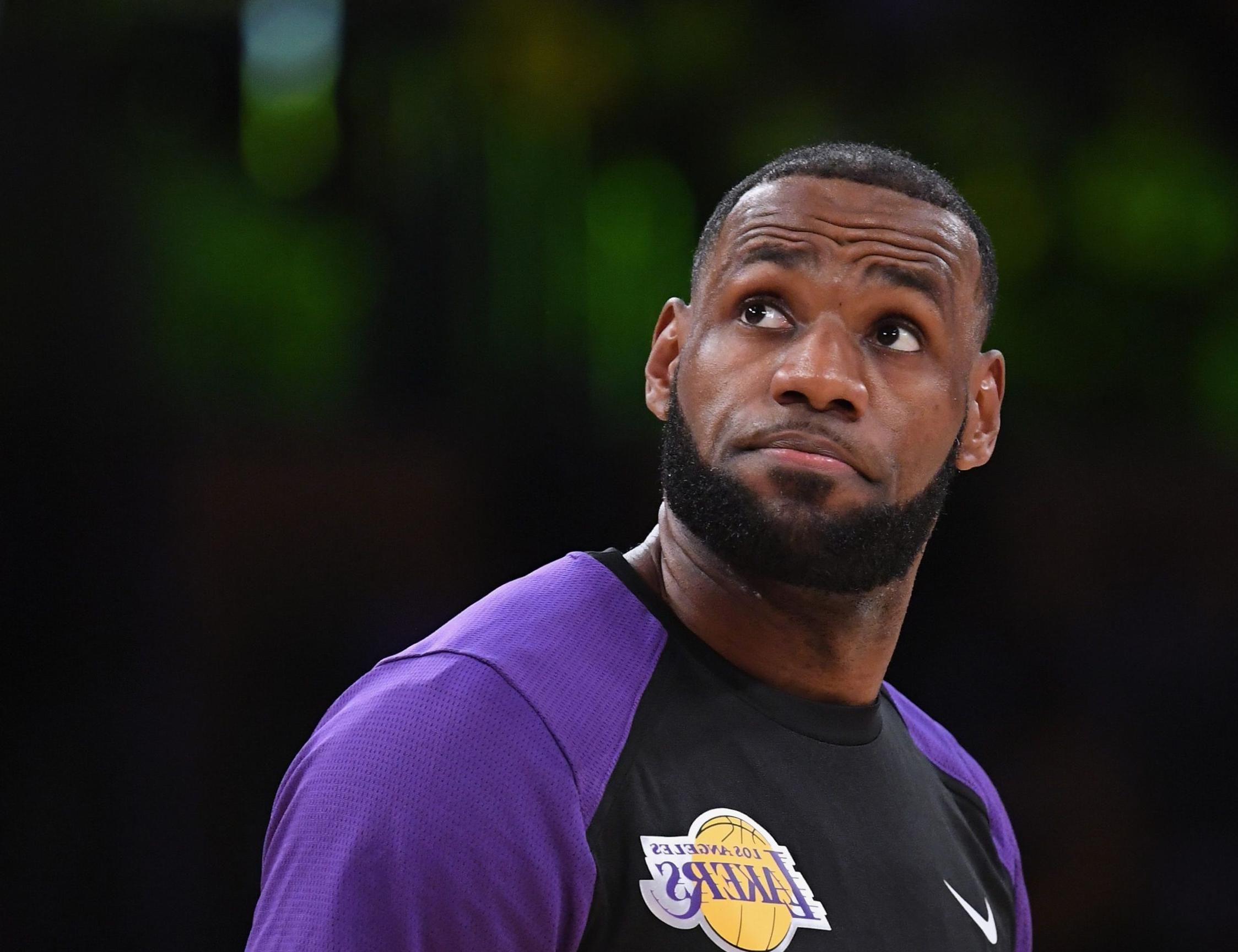 Joe Rogan pense que LeBron James aurait pu être un combattant légendaire de l’UFC Joe Rogan pense que LeBron James aurait pu être un combattant légendaire de l’UFC