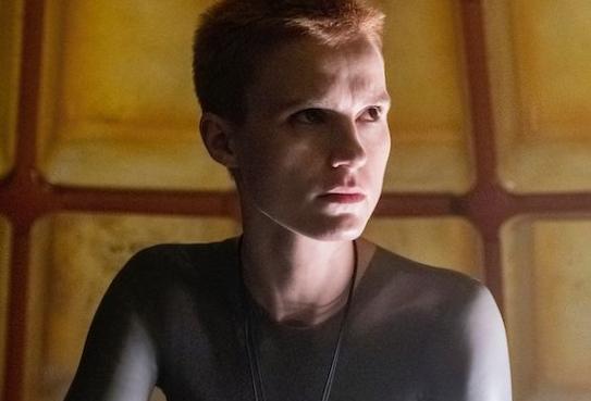 La performance d’Amanda Collin «Raised By Wolves» en tant que mère dans la saison 1 La performance d’Amanda Collin «Raised By Wolves» en tant que mère dans la saison 1