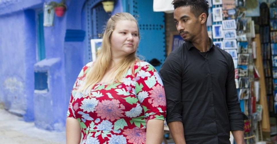 Les stars de ’90 Day Fiancé ‘Nicole Nafziger et Azan Tefou ont une activité très différente sur les réseaux sociaux Les stars de ’90 Day Fiancé ‘Nicole Nafziger et Azan Tefou ont une activité très différente sur les réseaux sociaux