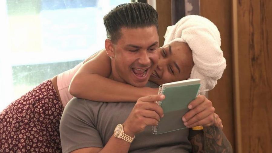 Les supporters de « Double Shot at Love » pensent que Pauly DelVecchio et Nikki Hall se marient Les supporters de « Double Shot at Love » pensent que Pauly DelVecchio et Nikki Hall se marient