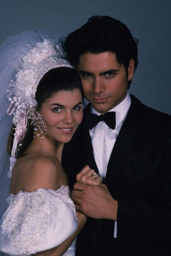« Comprehensive House : » L’épisode de mariage de l’oncle Jesse et Rebecca comprenait le parachutisme, les tomates et cette chanson emblématique des Seaside Boys « Comprehensive House : » L’épisode de mariage de l’oncle Jesse et Rebecca comprenait le parachutisme, les tomates et cette chanson emblématique des Seaside Boys