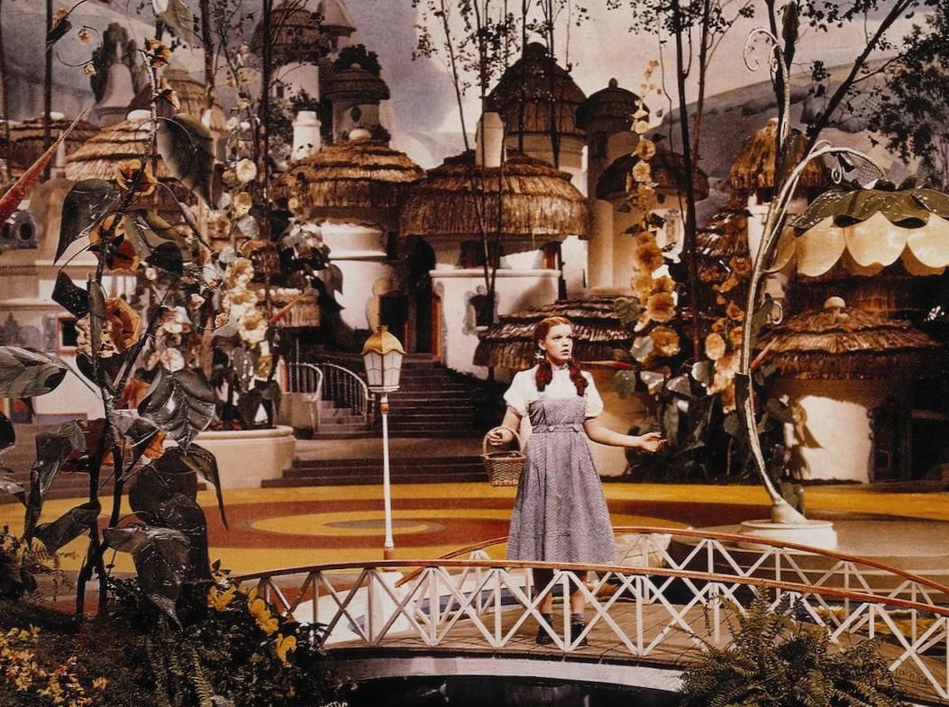 Le régime « Le magicien d’Oz » de Judy Garland comprenait la faim de café noir, 80 cigarettes par jour et des médicaments