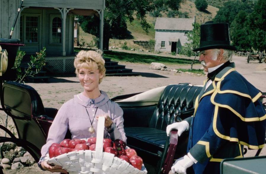 Charlotte Stewart, star de «Little Property On The Prairie», a lutté contre la dépendance après avoir quitté la série : «Je n’avais pas d’interrupteur d’arrêt»