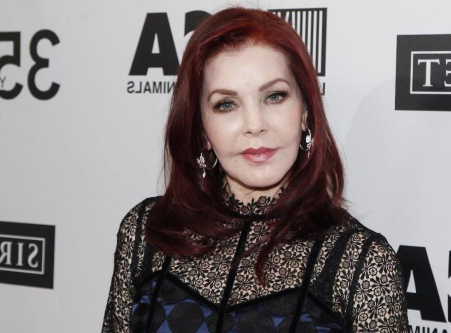 Quel âge a Priscilla Presley et s’est-elle déjà mariée après le divorce d’Elvis ? Quel âge a Priscilla Presley et s’est-elle déjà mariée après le divorce d’Elvis ?