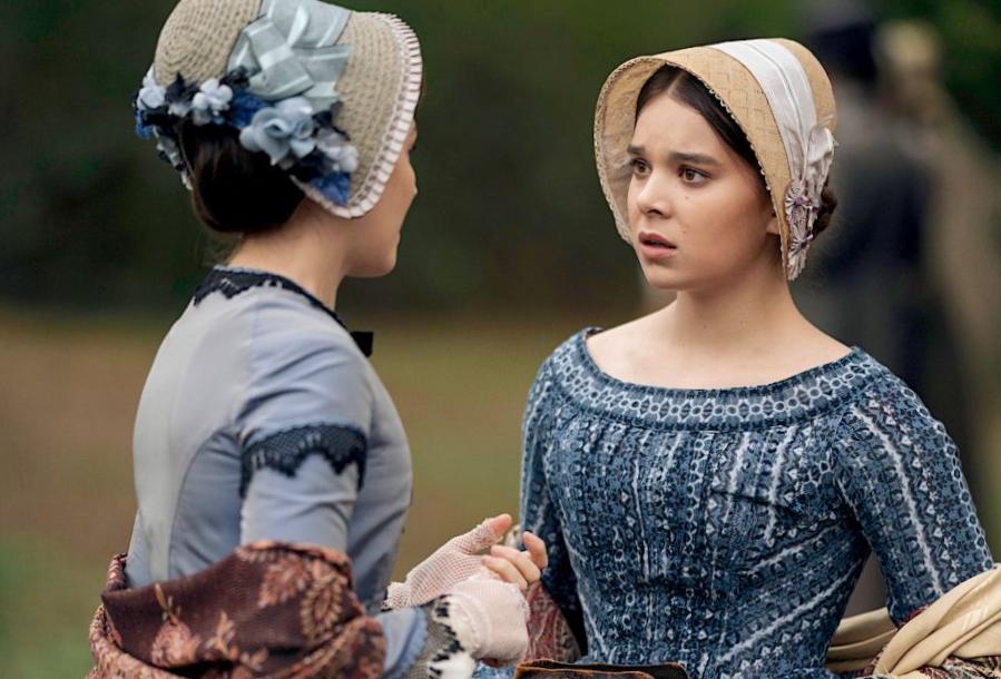 Spoilers de la saison 2 de «Dickinson» : Hailee Steinfeld, Emily et Sue Spoilers de la saison 2 de «Dickinson» : Hailee Steinfeld, Emily et Sue