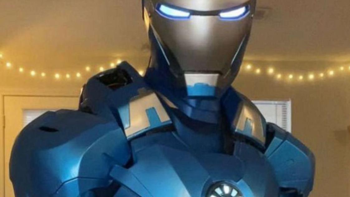 Iron Man Armor Cosplay TikTok devient viral Iron Man Armor Cosplay TikTok devient viral