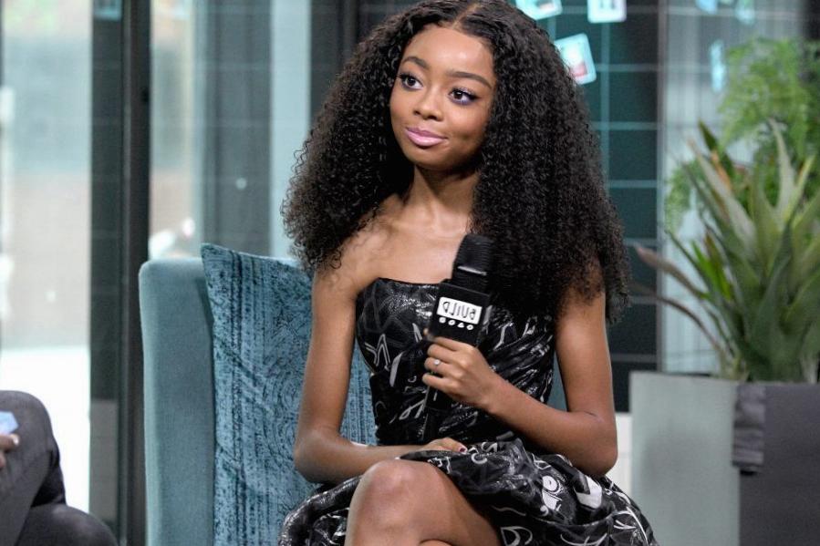 Skai Jackson pourrait avoir abordé indirectement la situation présumée de Julez Smith Skai Jackson pourrait avoir abordé indirectement la situation présumée de Julez Smith