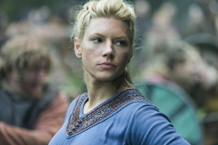 Ragnar Lothbrok et Lagertha ont autrefois proposé Athelstan Ragnar Lothbrok et Lagertha ont autrefois proposé Athelstan