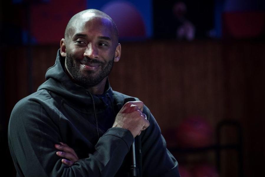 À l’intérieur de l’ancienne maison californienne de Kobe Bryant qui est de retour sur le marché après avoir été vendue il y a quelques mois à peine
