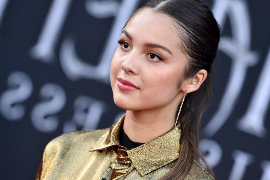 Olivia Rodrigo confirme le message secret qu’elle murmure dans les paroles de ‘Deja Vu’ Olivia Rodrigo confirme le message secret qu’elle murmure dans les paroles de ‘Deja Vu’