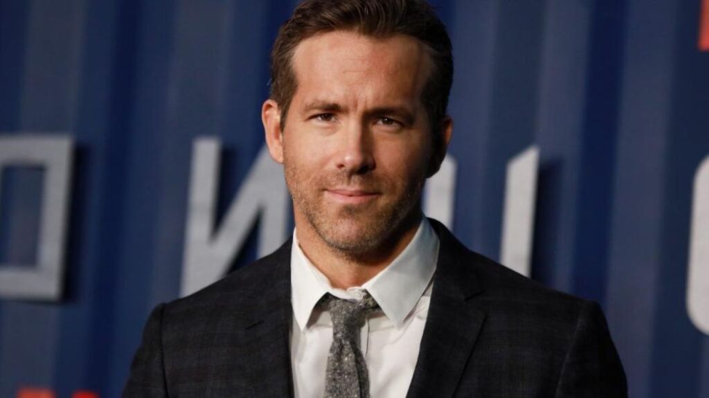 Ryan Reynolds est apparu dans le pilote officieux de « Sabrina the Teenage Witch » Ryan Reynolds est apparu dans le pilote officieux de « Sabrina the Teenage Witch »