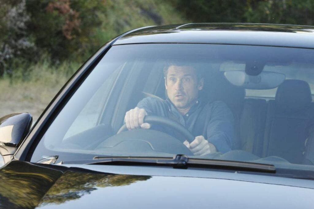 Pourquoi Patrick Dempsey a décrit le tournage de la mort de Derek comme « juste un autre jour de travail » Pourquoi Patrick Dempsey a décrit le tournage de la mort de Derek comme « juste un autre jour de travail »