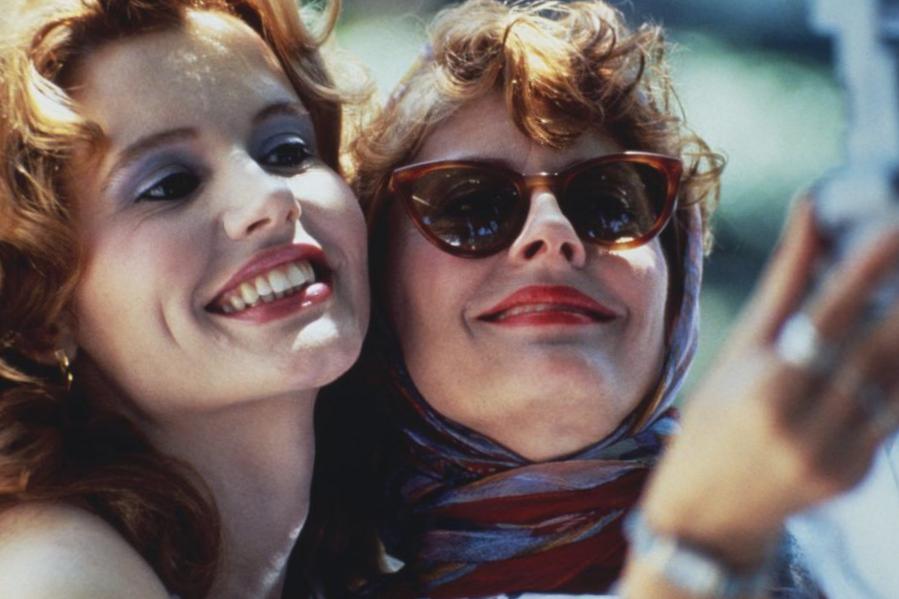 Le baiser de Susan Sarandon avec Geena Davis n’était pas prévu