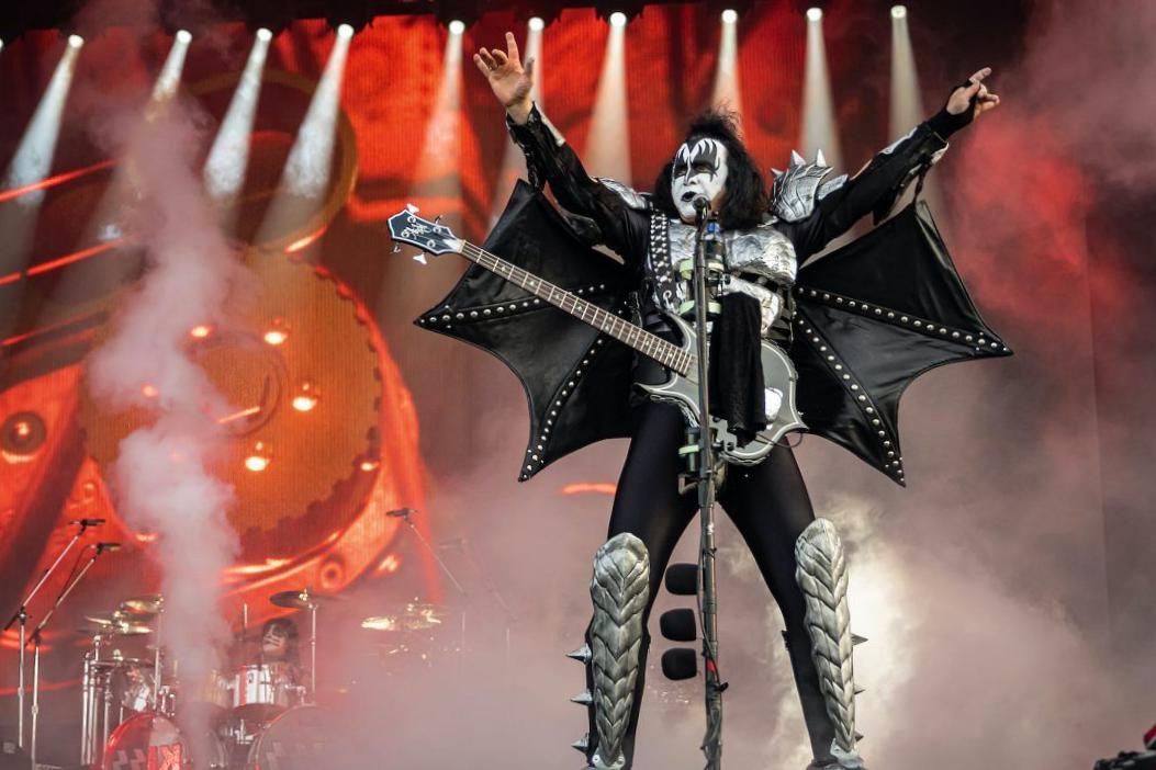 Gene Simmons a-t-il vraiment assuré sa fameuse langue pour 1 million de pounds ?