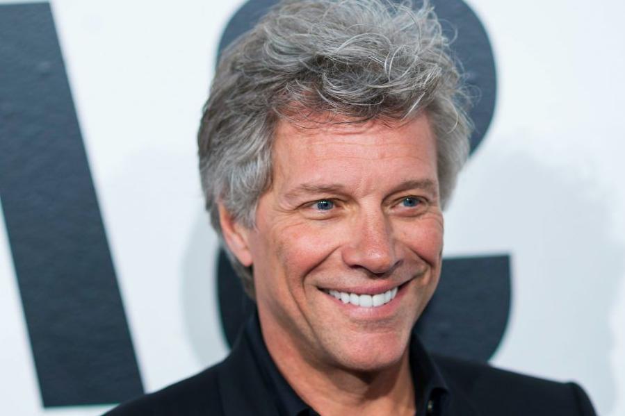 Jon Bon Jovi dit que la clé de son succès en tant que jeune musicien était « l’âge de boire dans le New Jersey » Jon Bon Jovi dit que la clé de son succès en tant que jeune musicien était « l’âge de boire dans le New Jersey »
