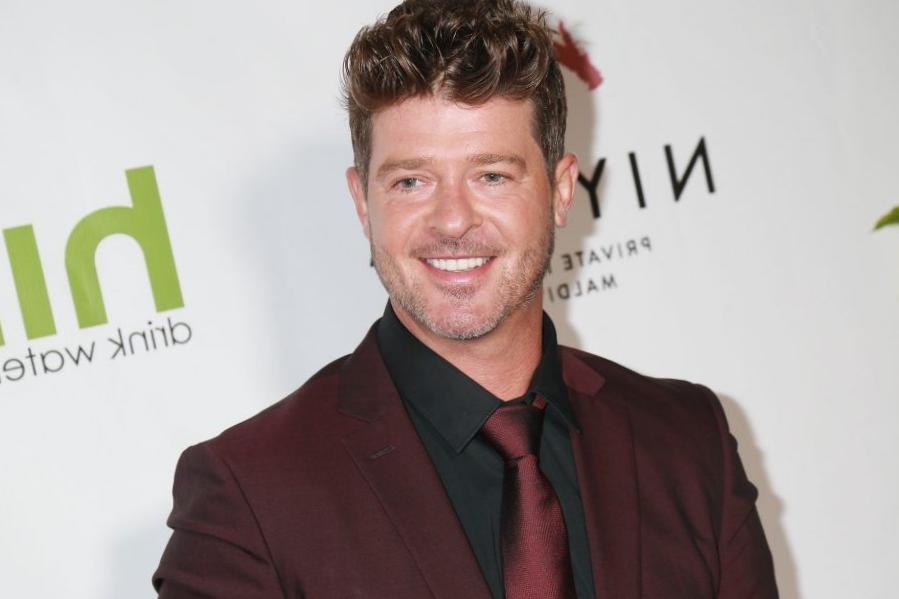 L’album 2021 de Robin Thicke avec Pharrell présente une nouvelle musique de l’ère des « lignes floues »