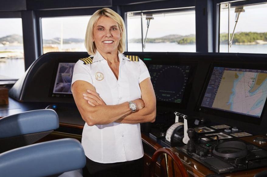 La saison 6 de Underneath Deck Mediterranean est une « saison complètement différente », déclare le capitaine Sandy La saison 6 de Underneath Deck Mediterranean est une « saison complètement différente », déclare le capitaine Sandy