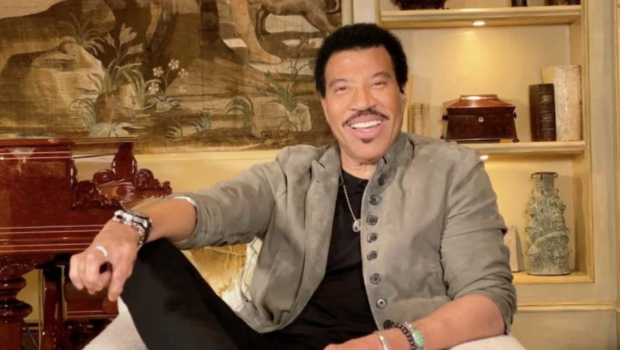 Lionel Richie était autrefois un joueur de tennis étoilé – et il vit toujours de cette leçon de vie qu’il a apprise Lionel Richie était autrefois un joueur de tennis étoilé – et il vit toujours de cette leçon de vie qu’il a apprise