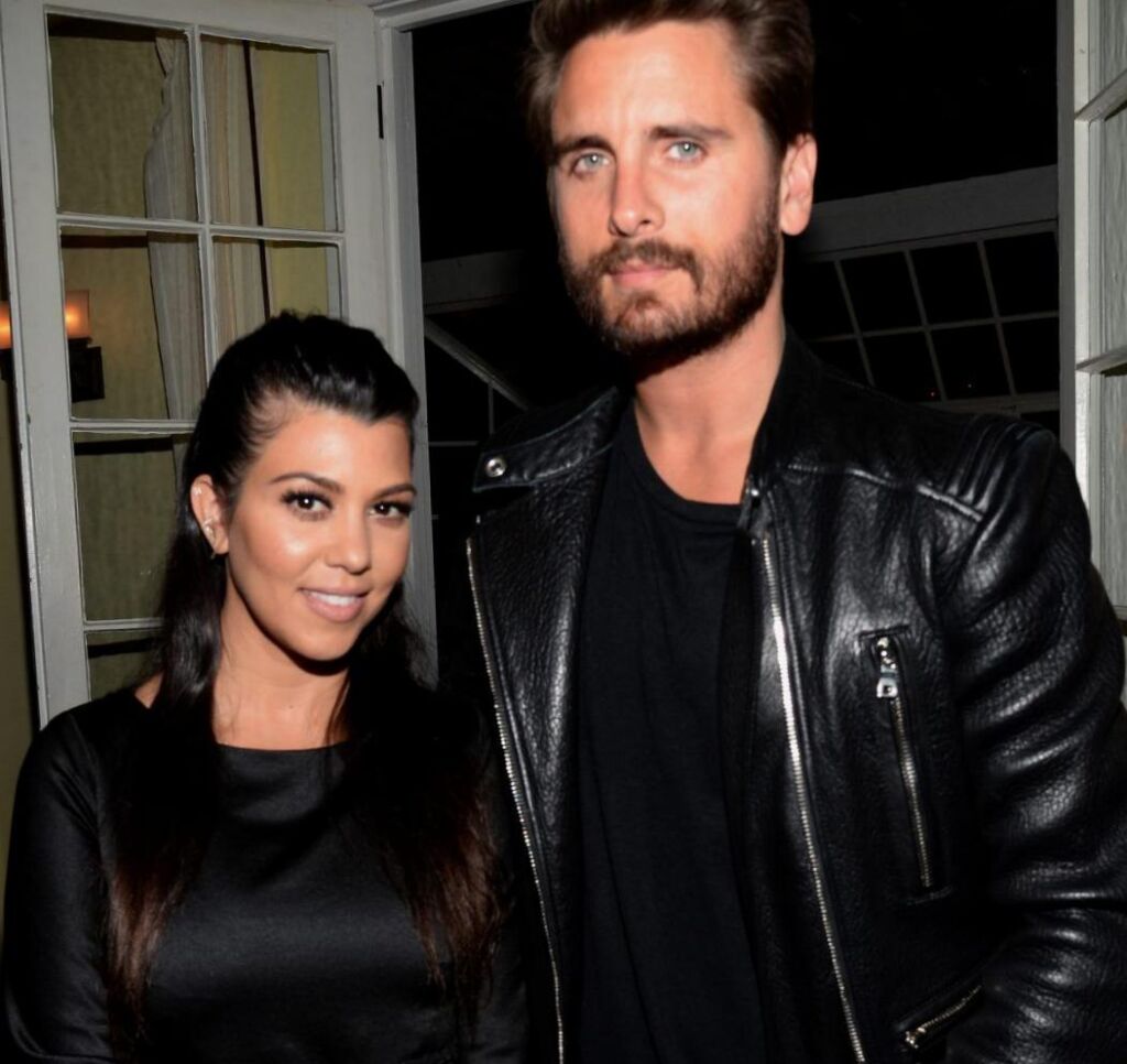 Kourtney Kardashian révèle que sa famille fait partie de la raison pour laquelle elle et Scott Disick ne se sont jamais remis ensemble Kourtney Kardashian révèle que sa famille fait partie de la raison pour laquelle elle et Scott Disick ne se sont jamais remis ensemble