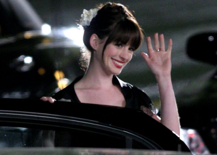 Anne Hathaway a dit « C’était un cauchemar » quand elle a dû gagner puis perdre 10 livres