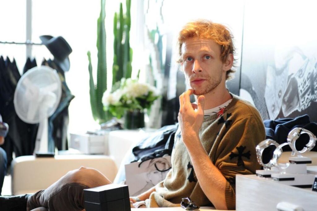 Dans la vie et la mort tragiques de Johnny Lewis