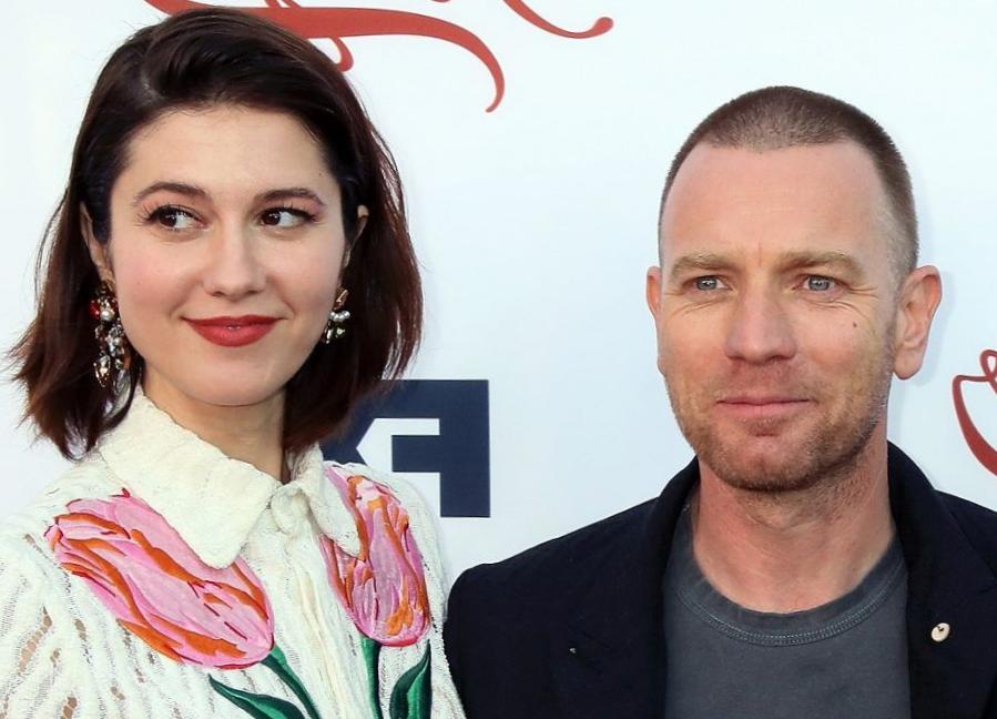 Quelle est la différence d’âge entre Ewan McGregor et Mary Elizabeth Winstead ? Quelle est la différence d’âge entre Ewan McGregor et Mary Elizabeth Winstead ?