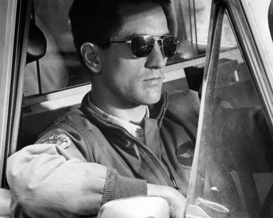 La ligne emblématique «Taxi Driver» de Robert De Niro a été improvisée La ligne emblématique «Taxi Driver» de Robert De Niro a été improvisée