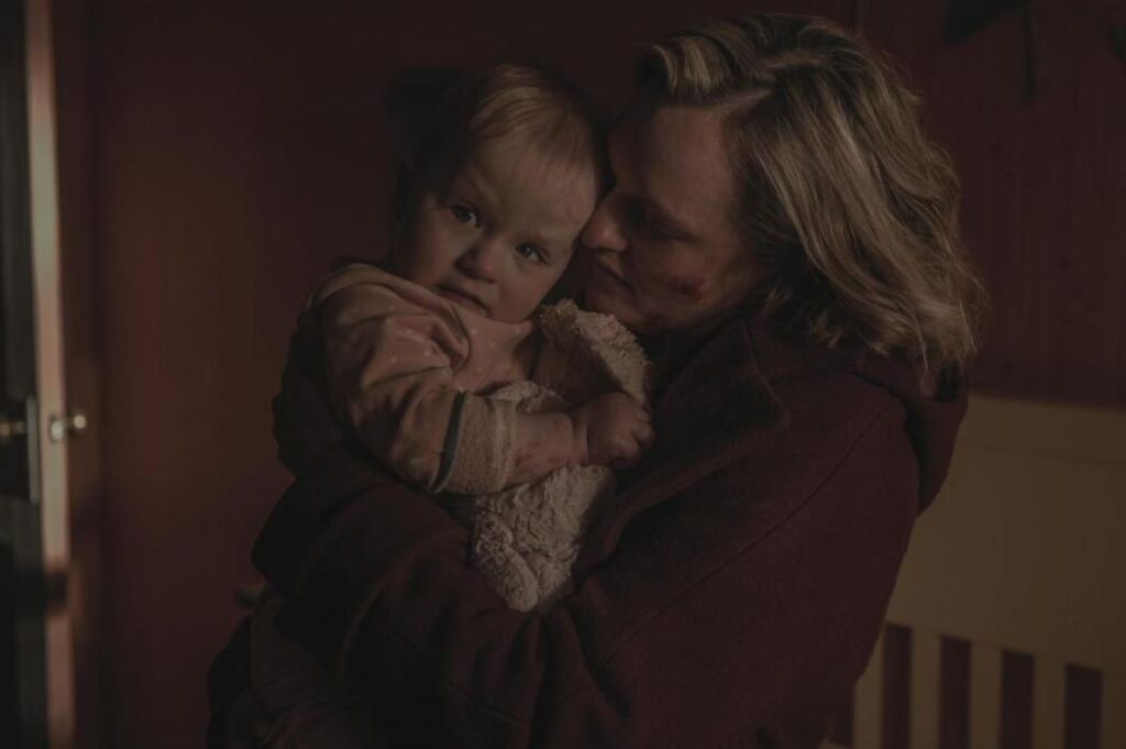 Le showrunner de « The Handmaid’s Tale » dit que Nichole a probablement fait « un test de paternité » Le showrunner de « The Handmaid’s Tale » dit que Nichole a probablement fait « un test de paternité »