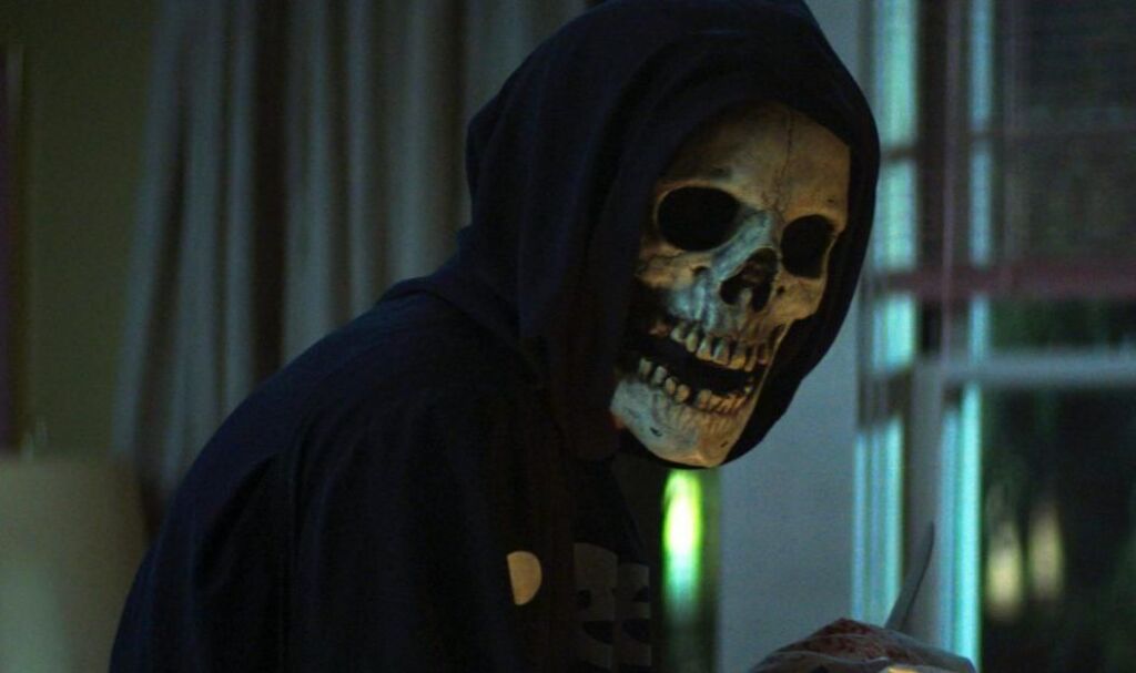 Cette théorie des followers de « Fear Street » suggère que Sarah Fier possède les dad and mom de ses assassins