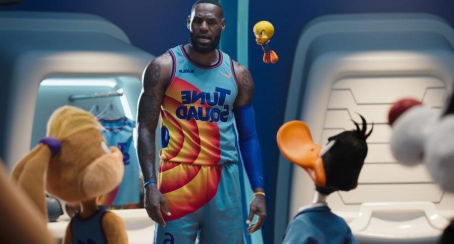 La vraie famille de LeBron James est-elle dans « House Jam : A New Legacy » ? La vraie famille de LeBron James est-elle dans « House Jam : A New Legacy » ?