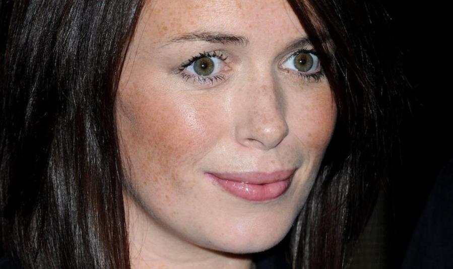 Quelle est la taille d’Eve Myles ?