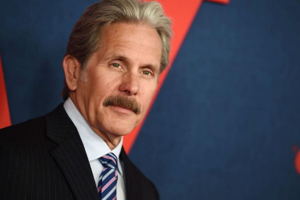 Quand exactement Gary Cole rejoint-il la saison 19 ? Quand exactement Gary Cole rejoint-il la saison 19 ?