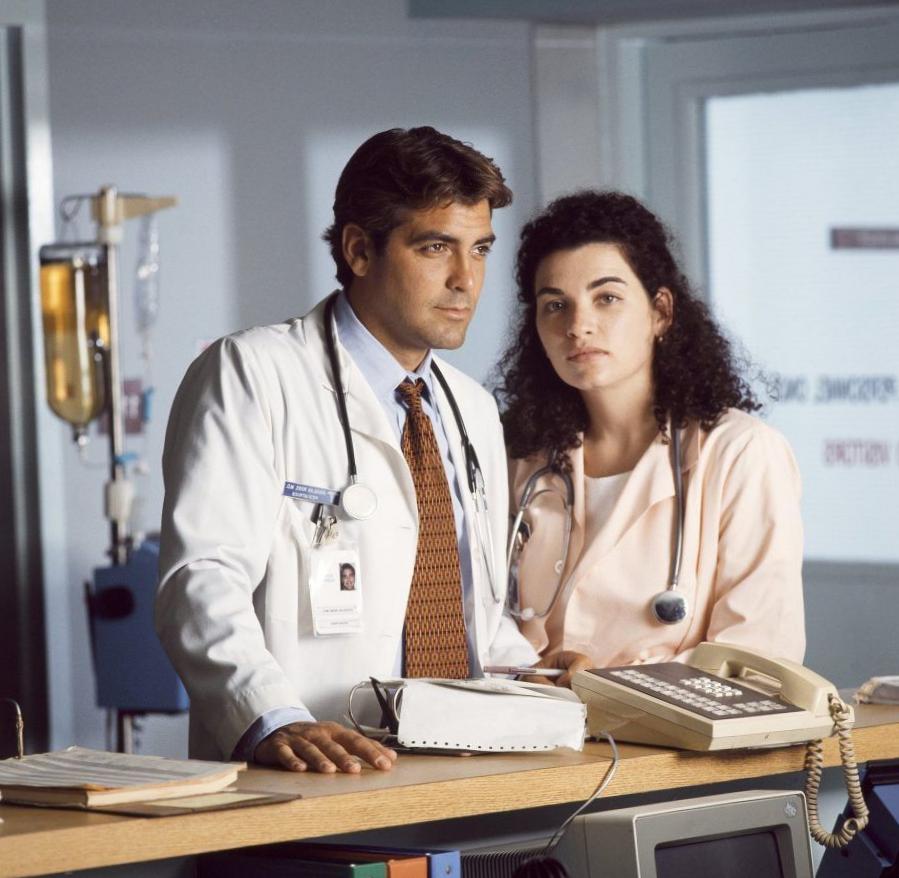Julianna Margulies dit qu’elle et George Clooney ont eu un « béguin l’un pour l’autre » pendant « ER » Julianna Margulies dit qu’elle et George Clooney ont eu un « béguin l’un pour l’autre » pendant « ER »
