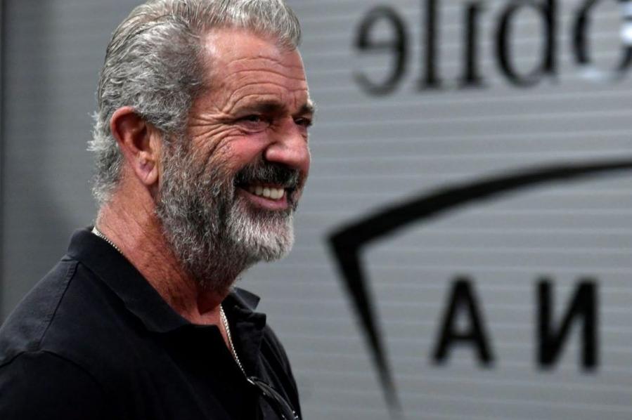 Mel Gibson a déclaré que la réalisation de « Braveheart » était in addition épuisante que de tourner les 3 films « Deadly Weapon » d’affilée Mel Gibson a déclaré que la réalisation de « Braveheart » était in addition épuisante que de tourner les 3 films « Deadly Weapon » d’affilée