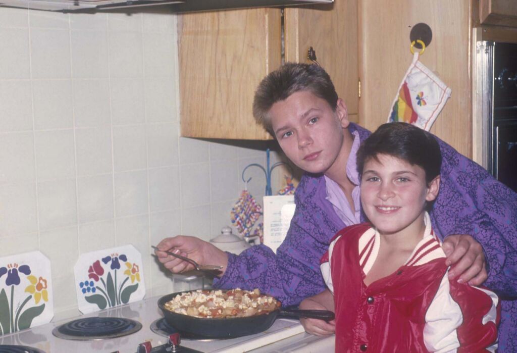 Quelle était la différence d’âge entre River Phoenix et Joaquin Phoenix ? Quelle était la différence d’âge entre River Phoenix et Joaquin Phoenix ?
