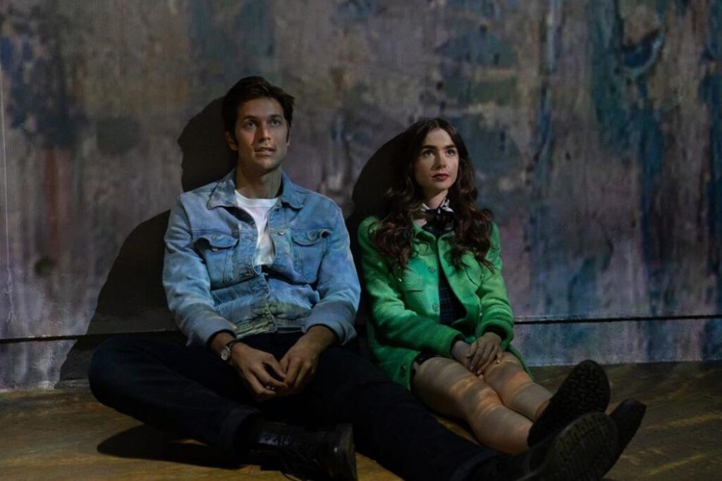 Lucas Bravo et Camille Razat sont totalement prêts pour un groupe entre Emily, Gabriel et Camille Lucas Bravo et Camille Razat sont totalement prêts pour un groupe entre Emily, Gabriel et Camille