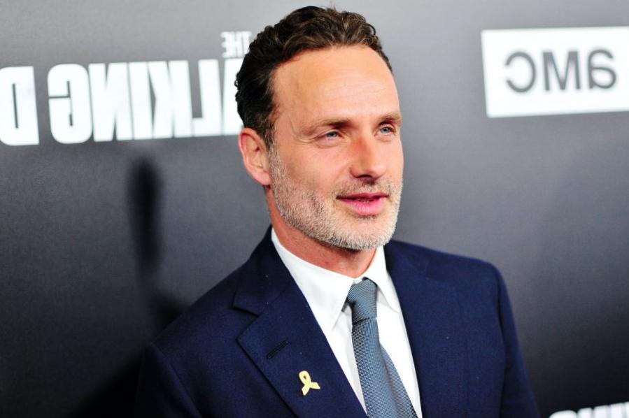 Quel est le vrai nom de famille de la star de The Strolling Dead, Andrew Lincoln ? Quel est le vrai nom de famille de la star de The Strolling Dead, Andrew Lincoln ?