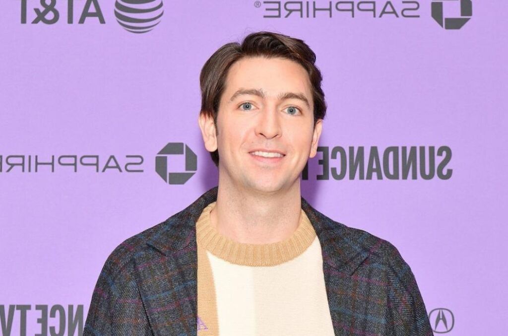 Nicholas Braun pense qu’il est « incapable » de longues relations