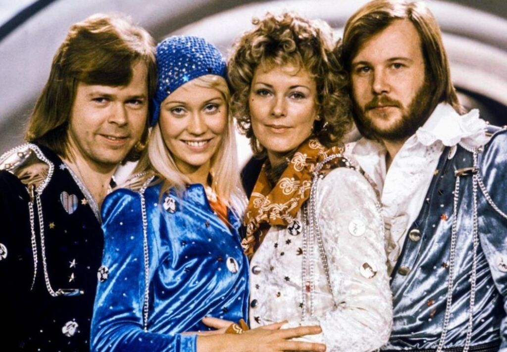 ABBA s’est vu offrir 1 milliard de pounds pour se réunir en 2000 Pourquoi le font-ils maintenant ? ABBA s’est vu offrir 1 milliard de pounds pour se réunir en 2000 Pourquoi le font-ils maintenant ?