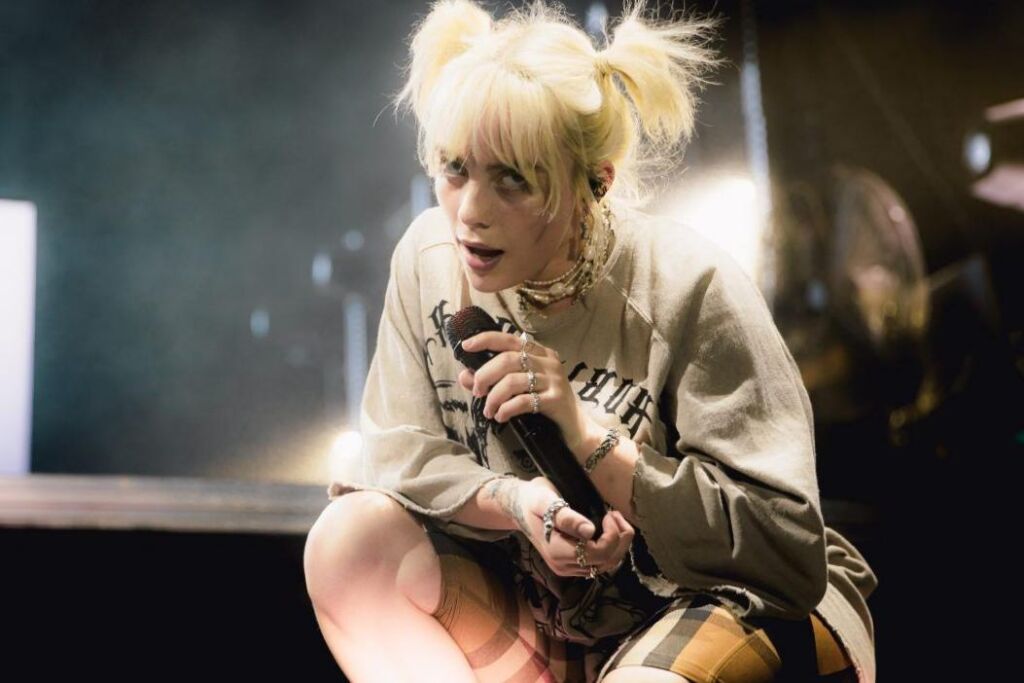 Les chansons les additionally effrayantes de Billie Eilish à écouter cet Halloween Les chansons les additionally effrayantes de Billie Eilish à écouter cet Halloween