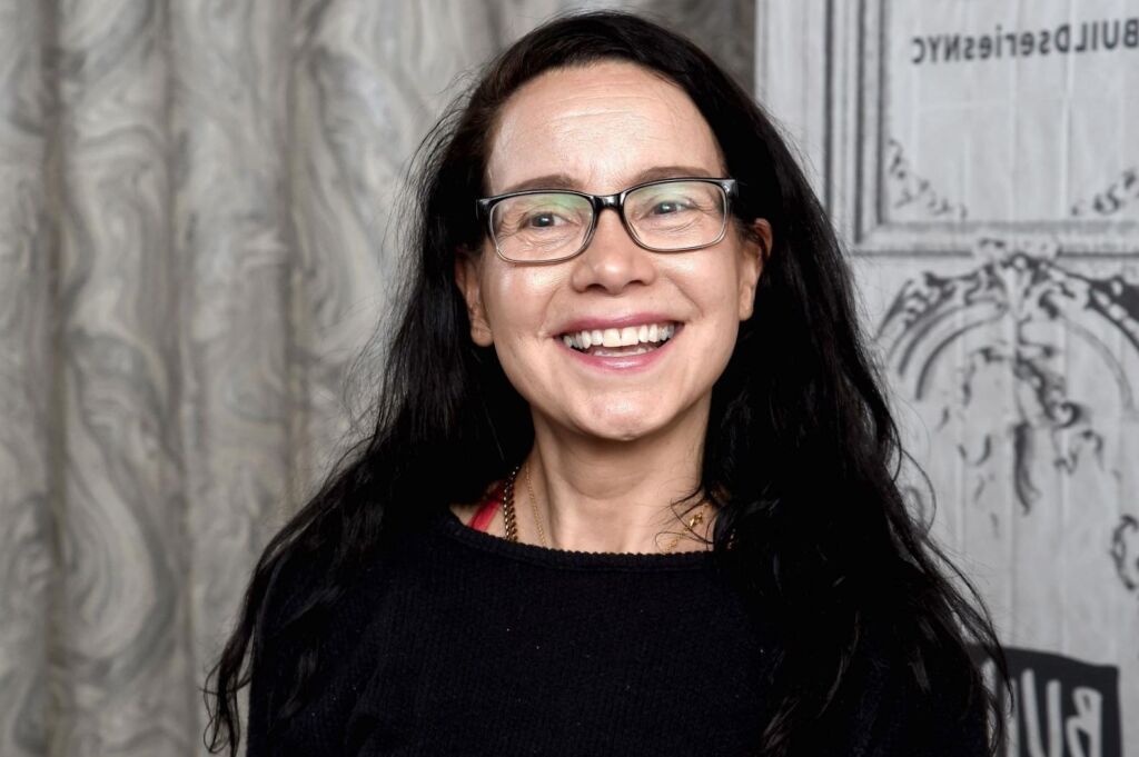 Où est maintenant Janeane Garofalo de ‘Wet Very hot American Summer’?