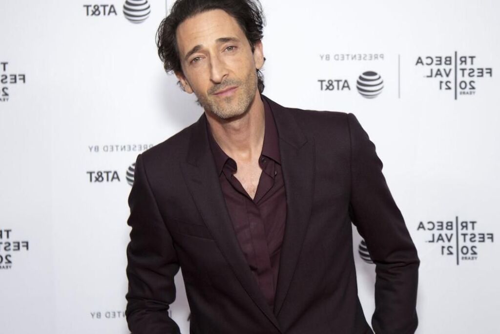 Adrien Brody admet s’être donné un coup de pied après avoir refusé un rôle dans « Le Seigneur des Anneaux »