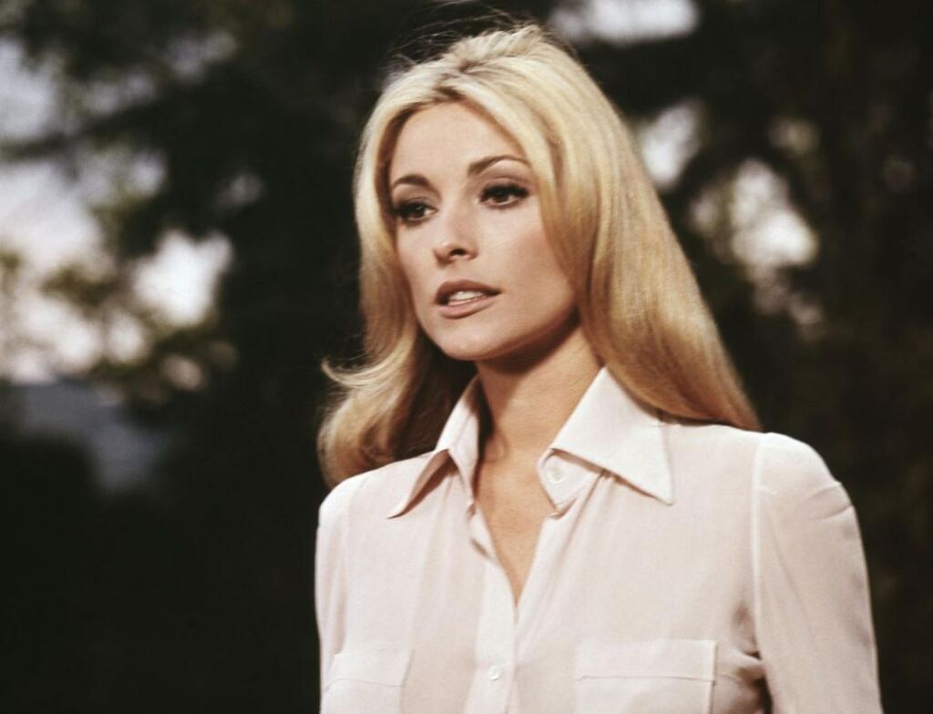 La prémonition de la mort de Sharon Tate et 4 autres histoires effrayantes mettant en vedette des célébrités La prémonition de la mort de Sharon Tate et 4 autres histoires effrayantes mettant en vedette des célébrités