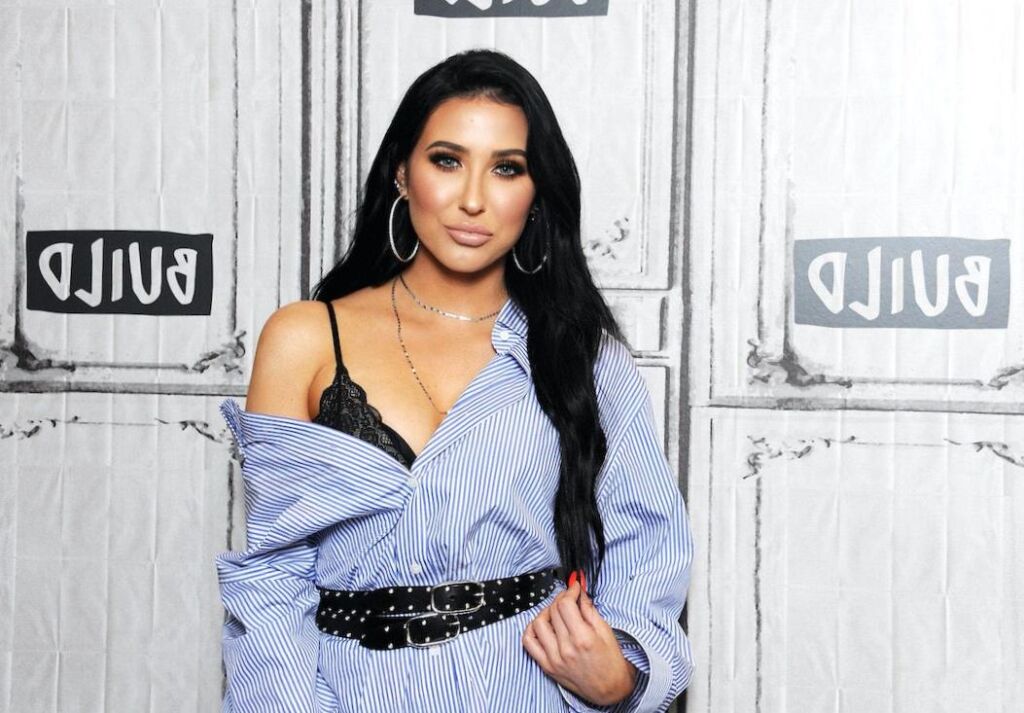 Jaclyn Hill « choisit de se pardonner » pour Lipstick Gate