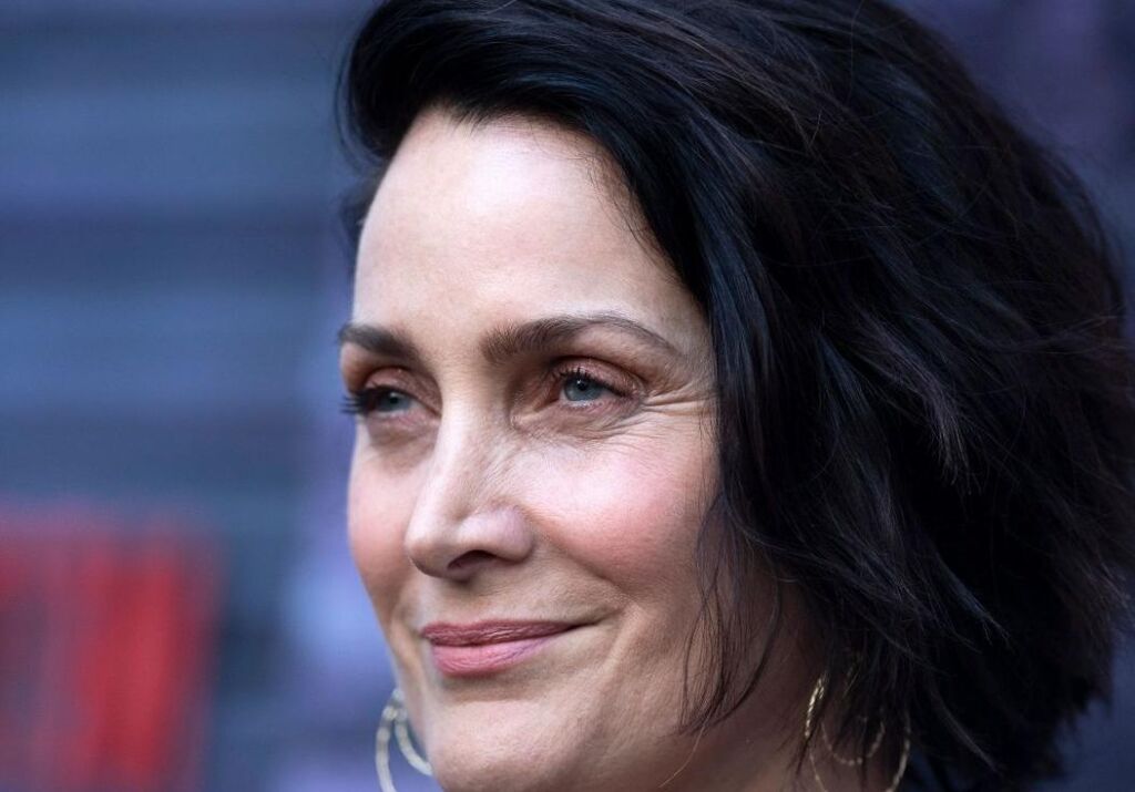 Carrie-Anne Moss a envisagé d’attendre des tables pendant le tournage de « The Matrix » motor vehicle elle n’a pas été payée beaucoup pour le movie