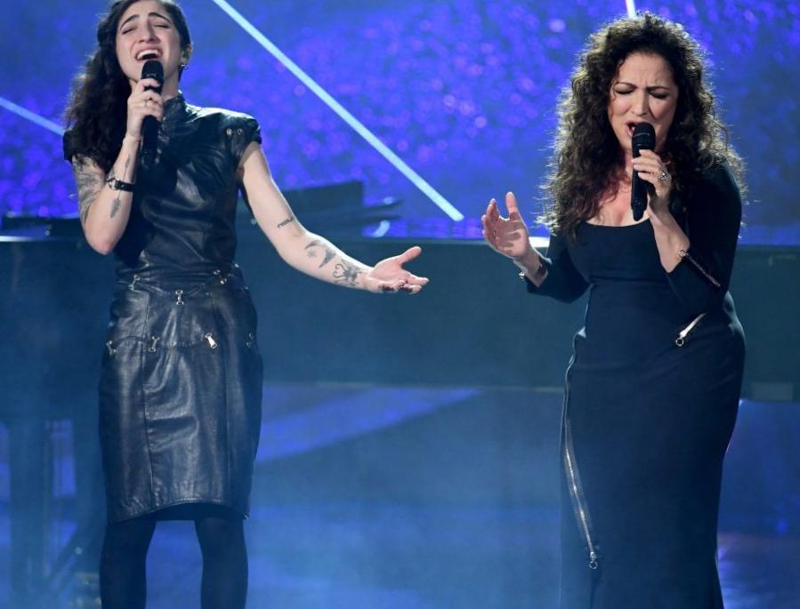 Gloria Estefan a dit à sa fille Emily Estefan que son homosexualité tuerait sa grand-mère Gloria Estefan a dit à sa fille Emily Estefan que son homosexualité tuerait sa grand-mère