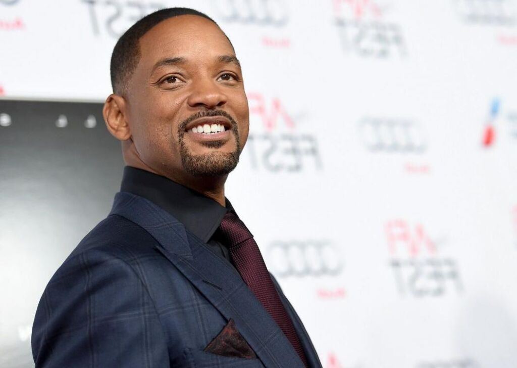 Will Smith a évité de jouer dans des comédies romantiques après être tombé amoureux de Stockard Channing dans « Six degrés de séparation »